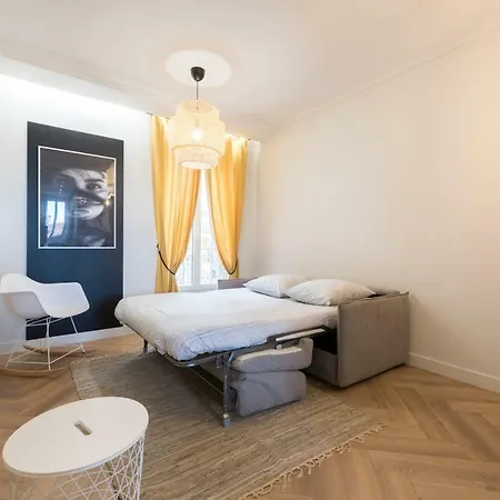 F2 En Duplex * Saint-Raphael (Var)